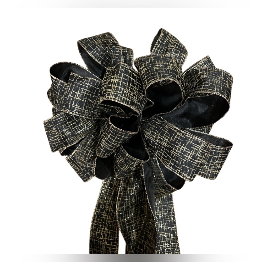 Large tree Topper Elegant Black and White Bow